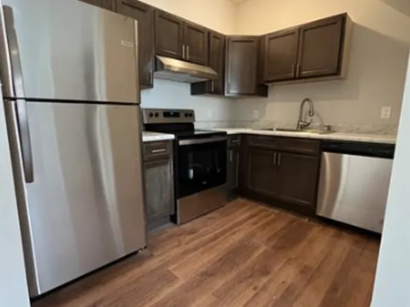 110 Lark St #2, Albany, NY 12210
