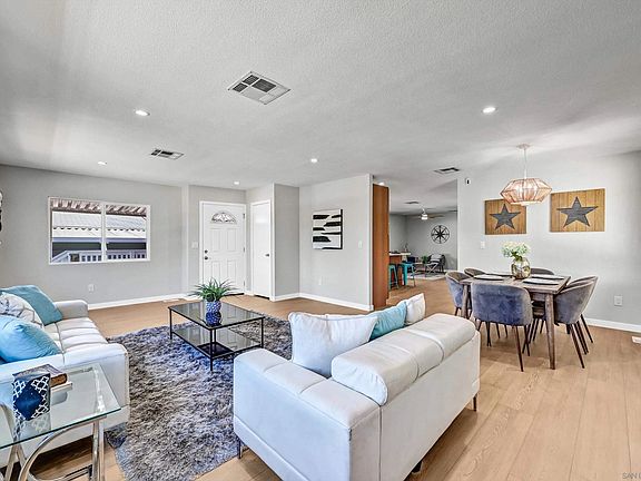 4th image of 275 Bright Creek Ln