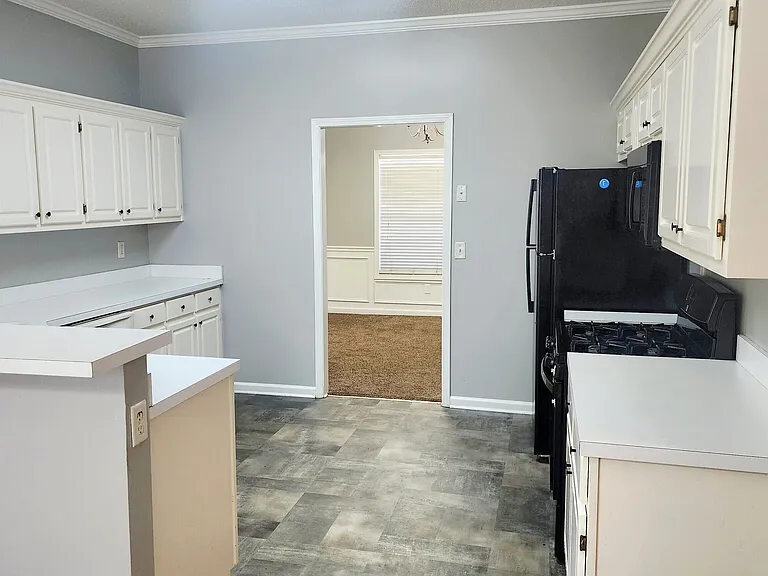130 Oak Park Ter — Photo 4