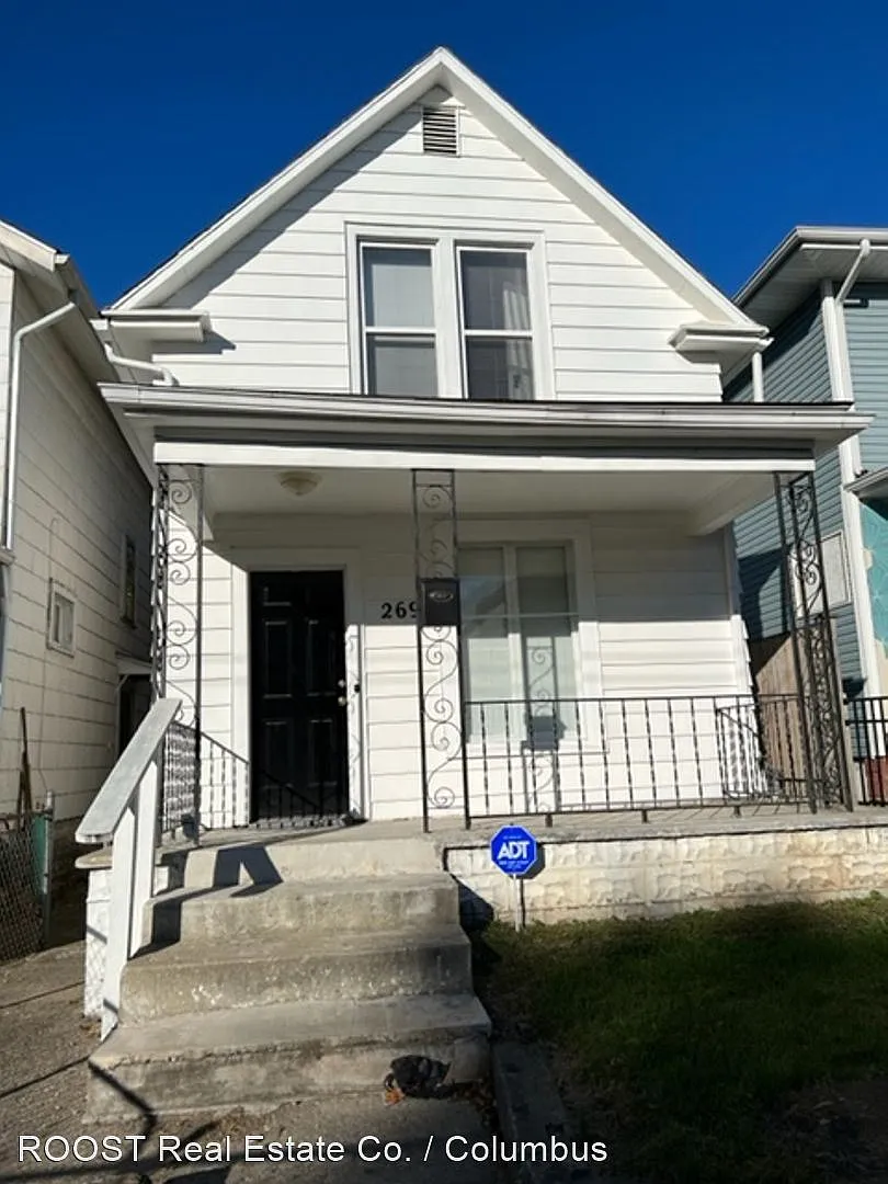 269 S Warren Ave photo 1