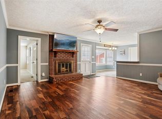 22 Cordova Dr, Hampton, VA 23666