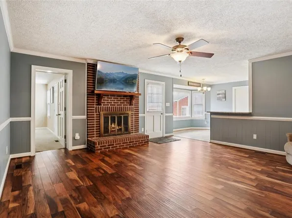 22 Cordova Dr, Hampton, VA 23666