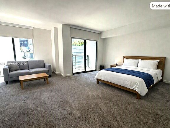 2nd image of 31 SE 6th St APT 1103