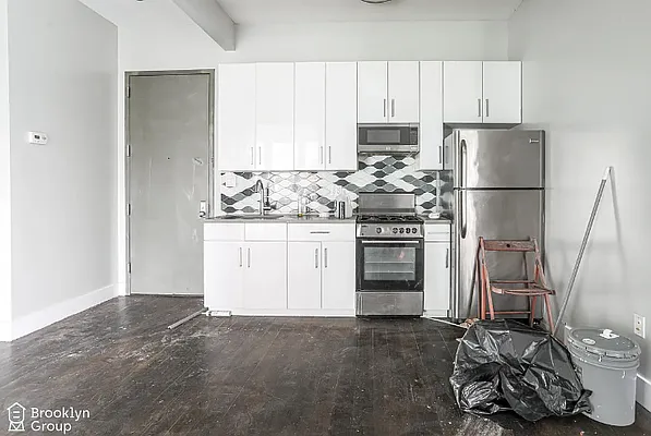 Rented by Brooklyn Group | media 2