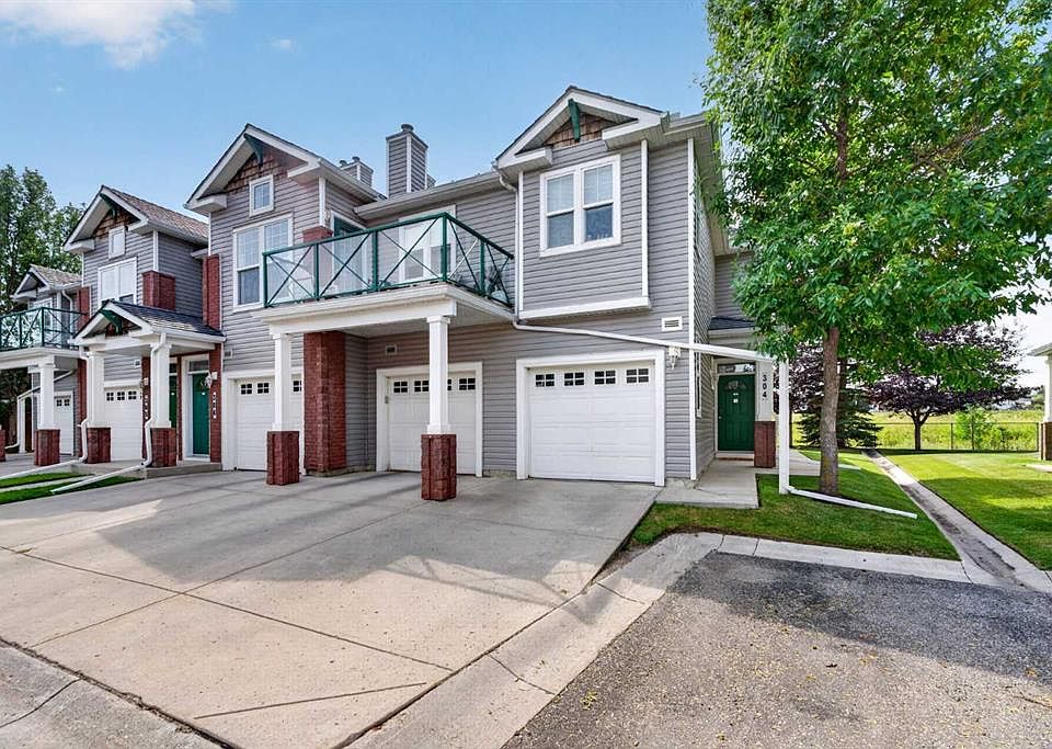 1st image of 39 NE Hidden Creek Pl NW #304