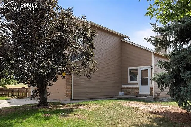 5616 Corinth Dr — Photo 13