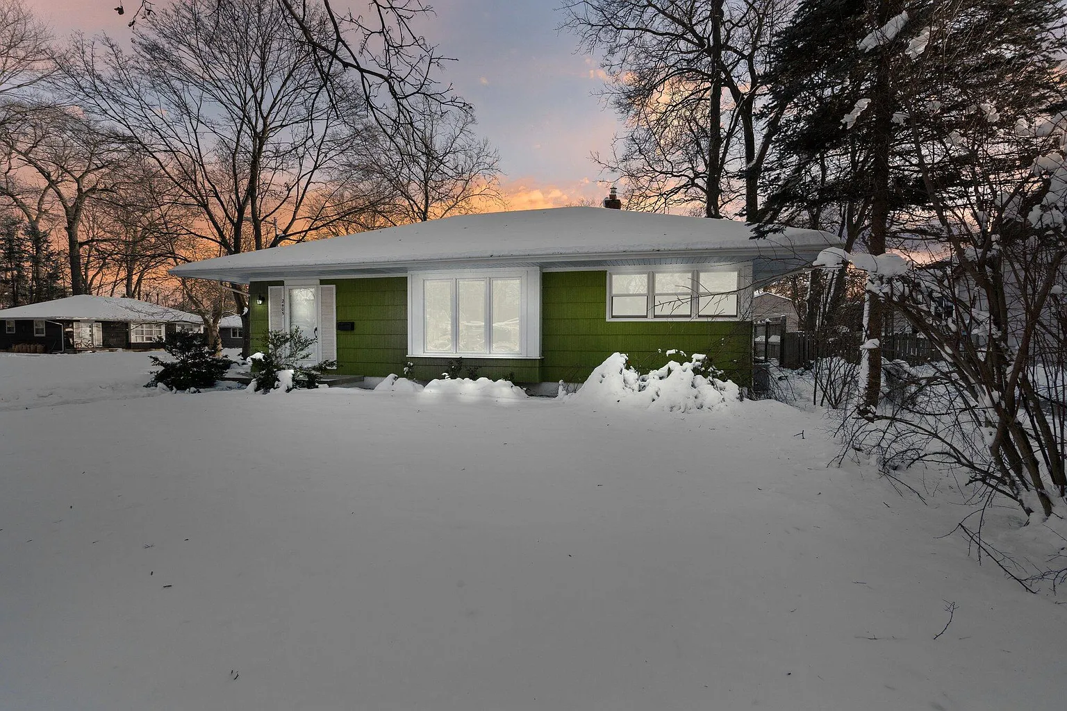 2405 Haisley Dr photo 1