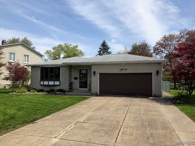 1st image of 55 Dorset Dr