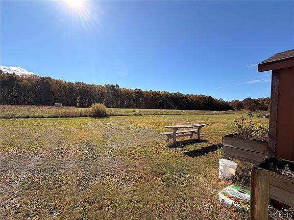 5th image of 427 Silk Rd Lot 40