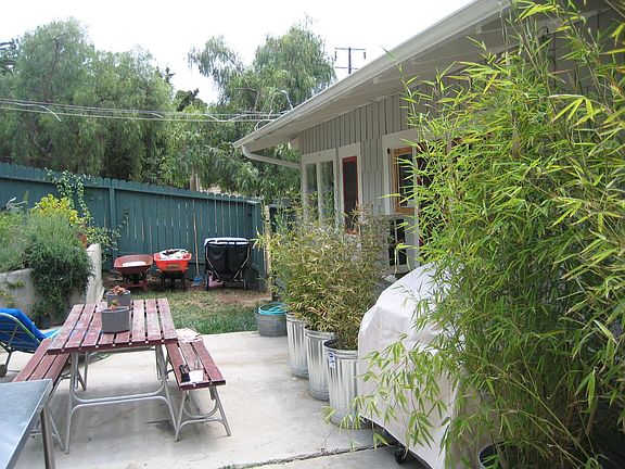 3rd image of 1600 N Avenue 56