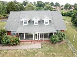 1413 Highland Ave, Van Buren, AR 72956