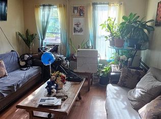 611 Roebling Ave, Trenton, NJ 08611