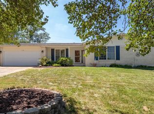 118 Timka Dr, Ballwin, MO 63011