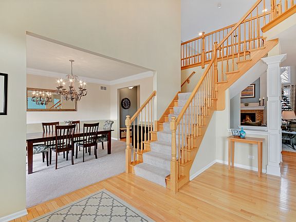 2nd image of 455 Bellar Ct