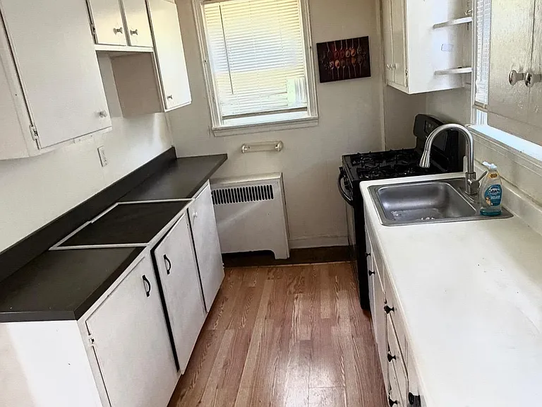 1123 Chester Pike — Photo 5