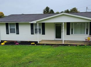 275 Maple Grove Subdivision Rd, Lewisburg, WV 24901