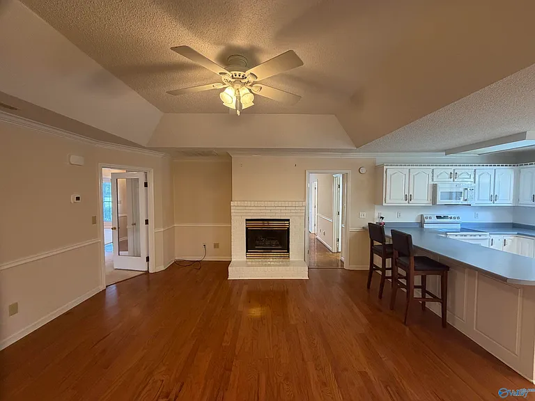 701 Rigel Dr SW — Photo 9