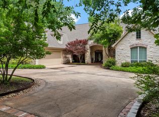 571 Hidden Lake Dr, Powderly, TX 75473