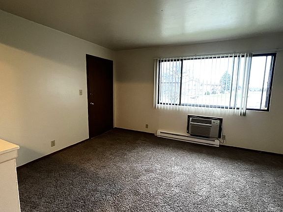 3rd image of 3313 Packer Dr APT 201