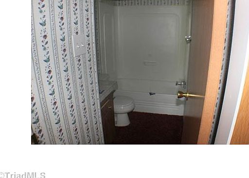 5th image of 229 Clover Ln