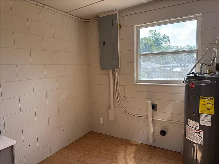 107 N Galena Ave — Photo 5