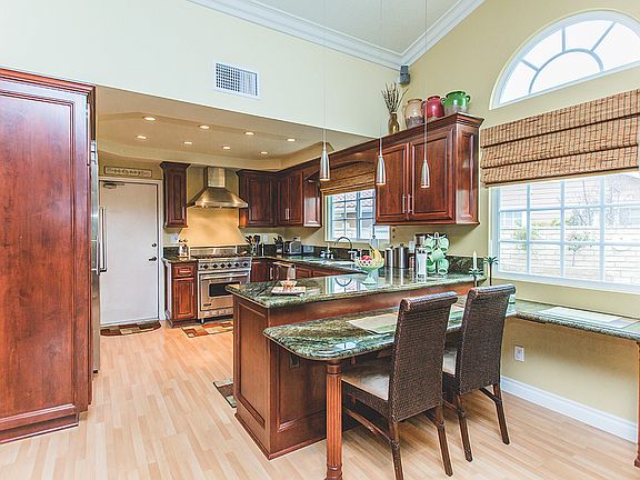 3rd image of 13566 Cedar Grove Ln
