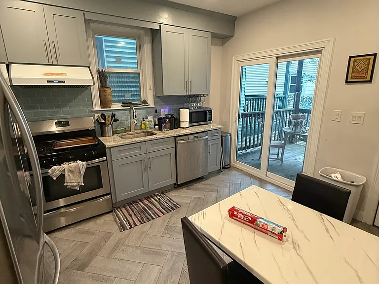 86 Norfolk St #3 — Photo 22