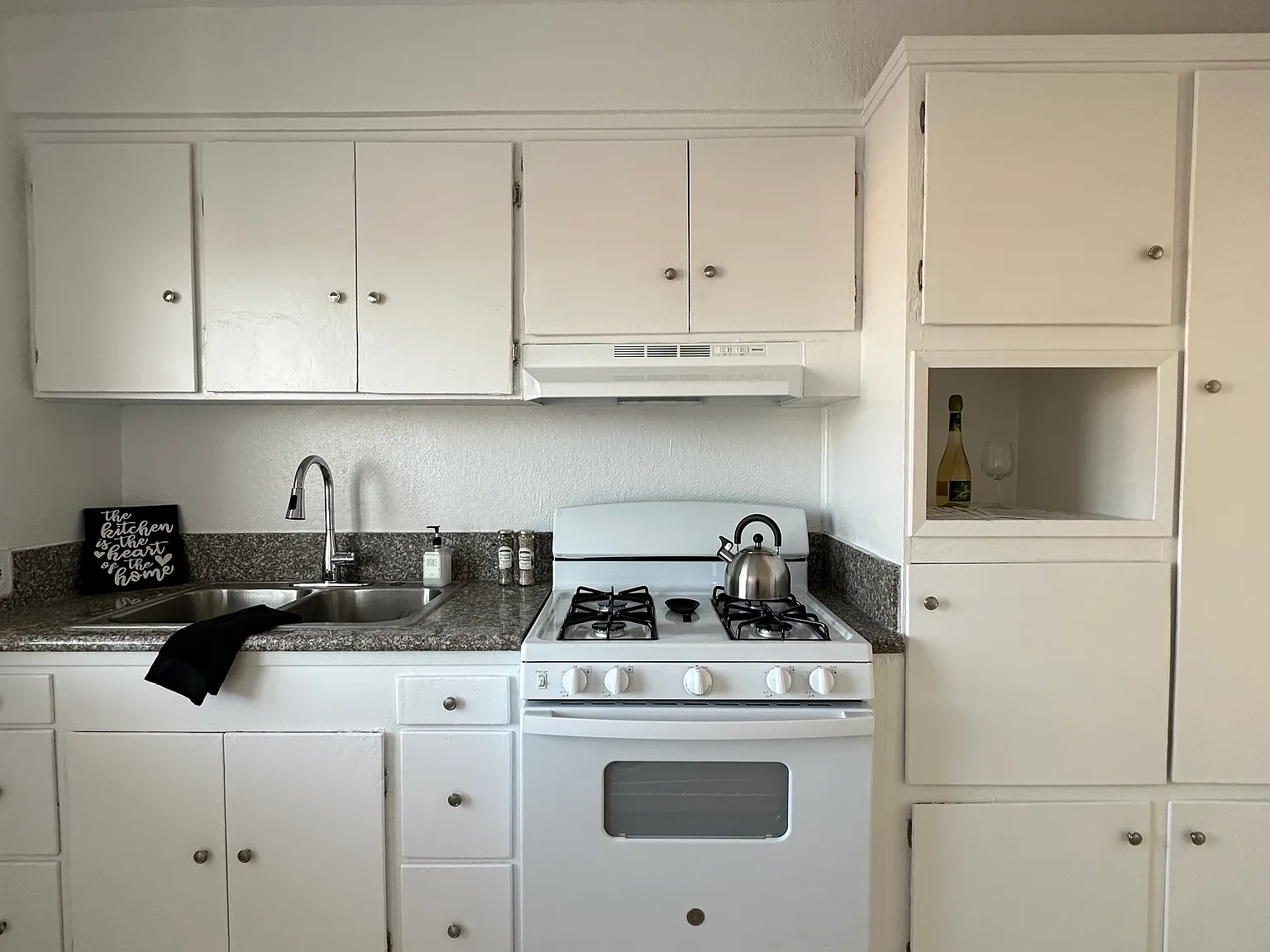Studio, 397 sqft, $1,545 — Photo 2