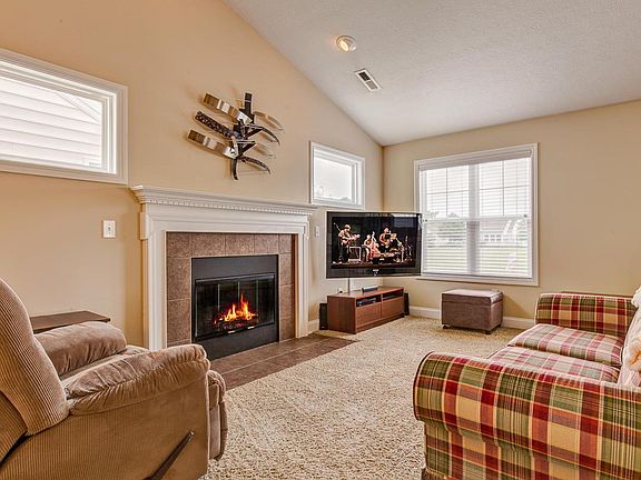 5th image of 5583 Tumbling Creek Dr #50