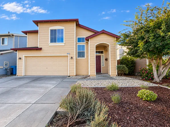 8037 Mason Dr, Rohnert Park, CA 94928