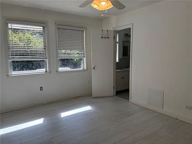 722 S Harrison St — Photo 13
