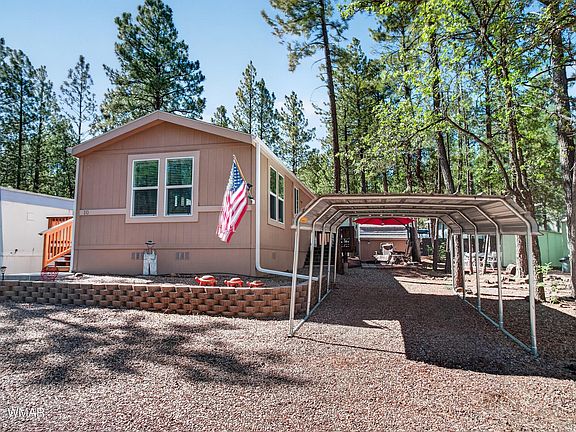 2nd image of 3489 Rainbow Lake Dr #10