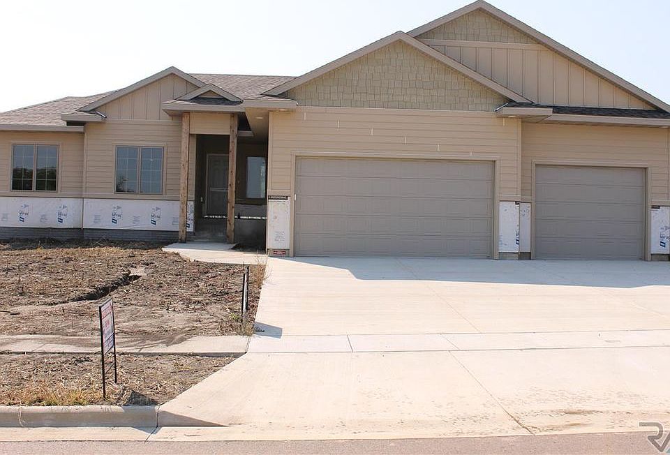 1st image of 7216 S Garden Ct