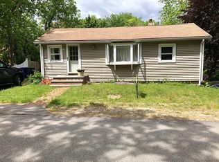 15 Meserve St, Hopkinton, MA 01748