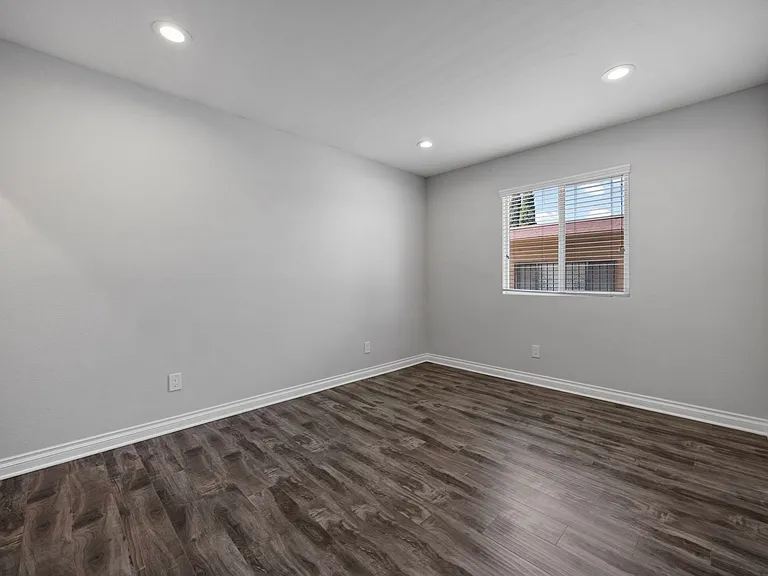 5186 W 20th St #51861 — Photo 9