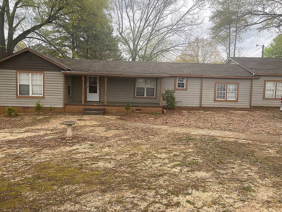 2nd image of 203A S Denton Rd