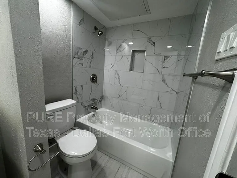 15919 Stillwood St #2088 — Photo 9