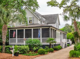 407 Royall Ave, Mount Pleasant, SC 29464