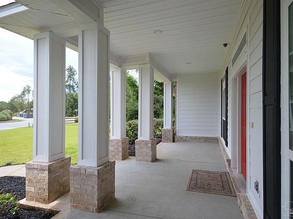 3rd image of 6060 Augustine Dr