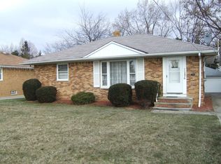 11390 Glamer Dr, Parma, OH