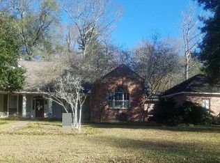 6119 N Shore Dr, Baton Rouge, LA 70817