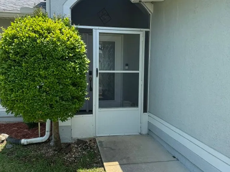 710 Avalon St SE — Photo 2