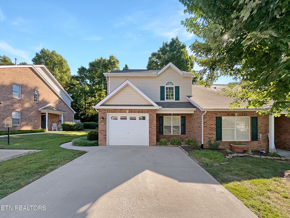 1st image of 6988 La Christa Way