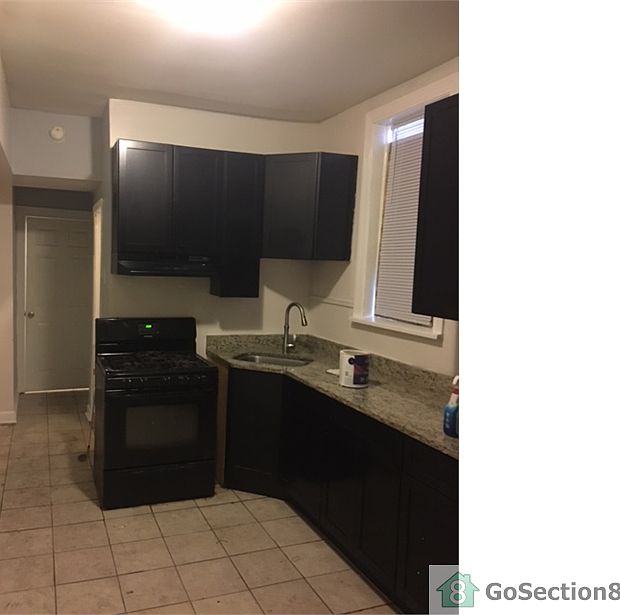 1st image of 6843 S Saint Lawrence Ave