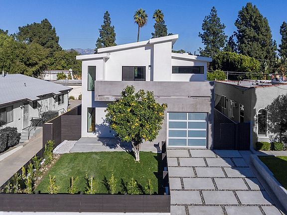 3rd image of 4161 Garden Ave