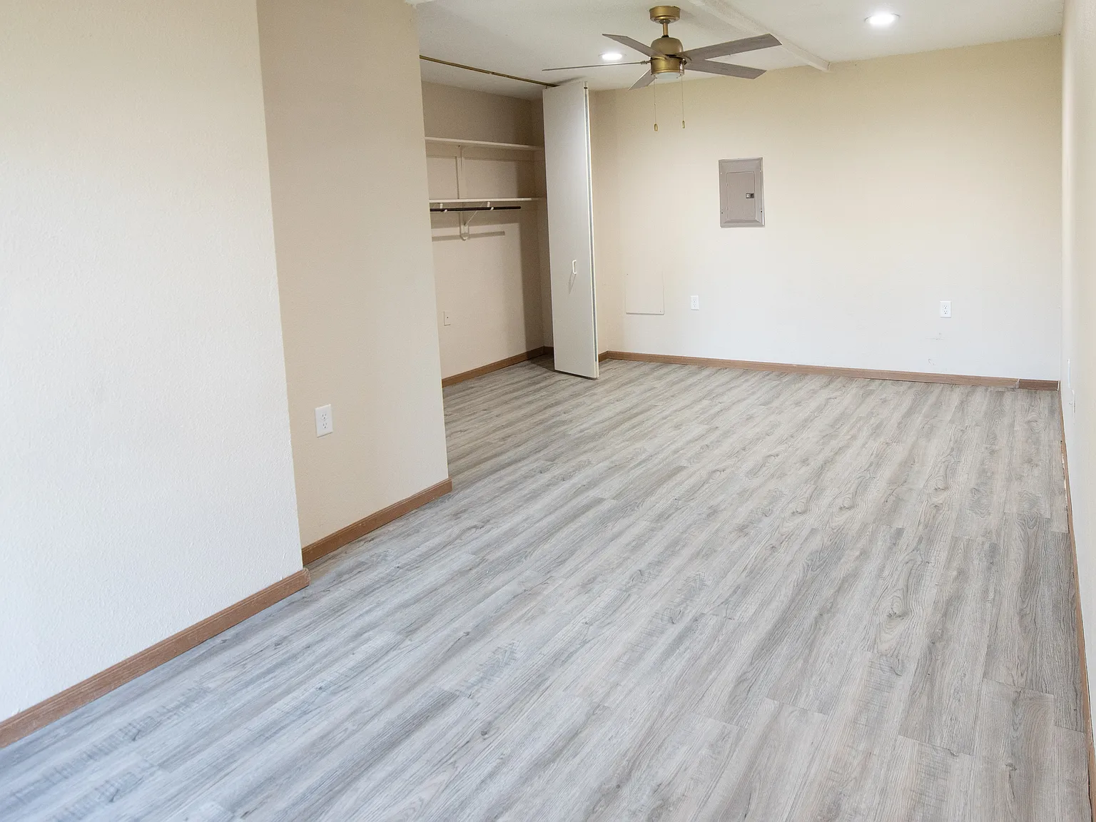 1 bed, 700 sqft, $825 — Photo 2