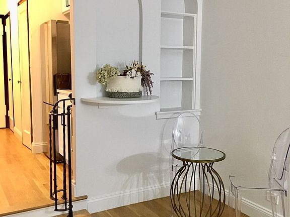 4th image of 29 W 65th St APT 1B