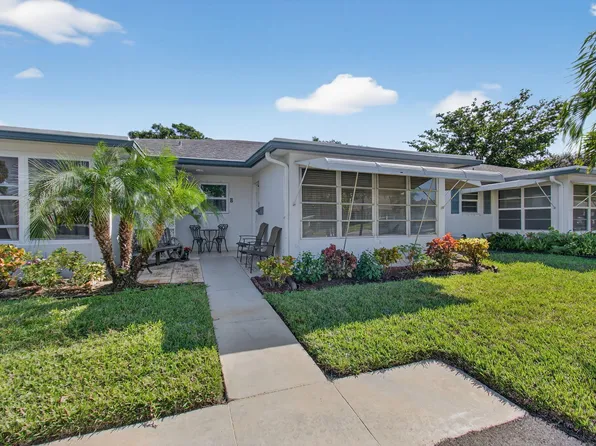 1225 Club Drive W #B, Delray Beach, FL 33445