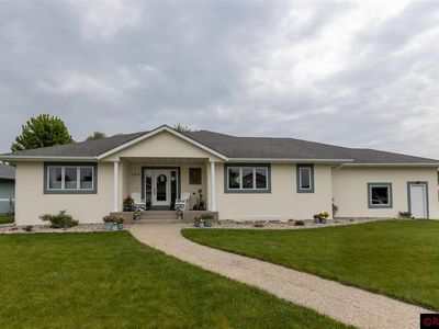 109 Kristy Ln, Mankato, MN, 56001
