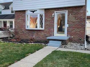 627 Waybridge Rd, Toledo, OH 43612